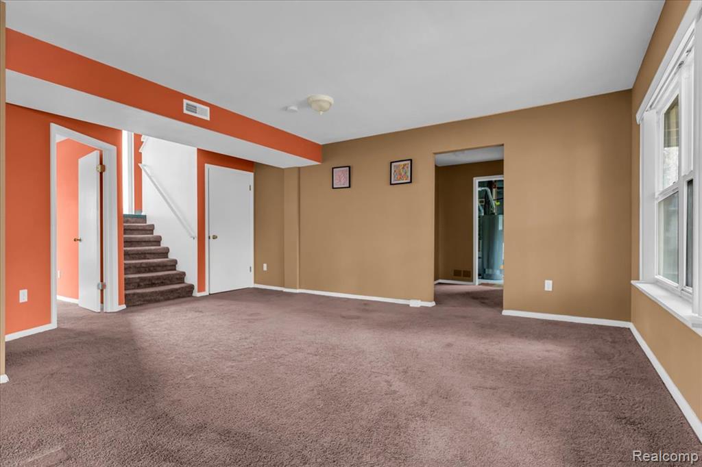 845 Canter Lane, Auburn Hills, MI 48326 — Photo 27