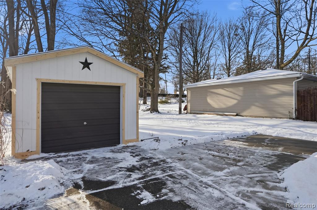 317 W Saint Clair Street, Romeo, MI 48065 — Photo 23