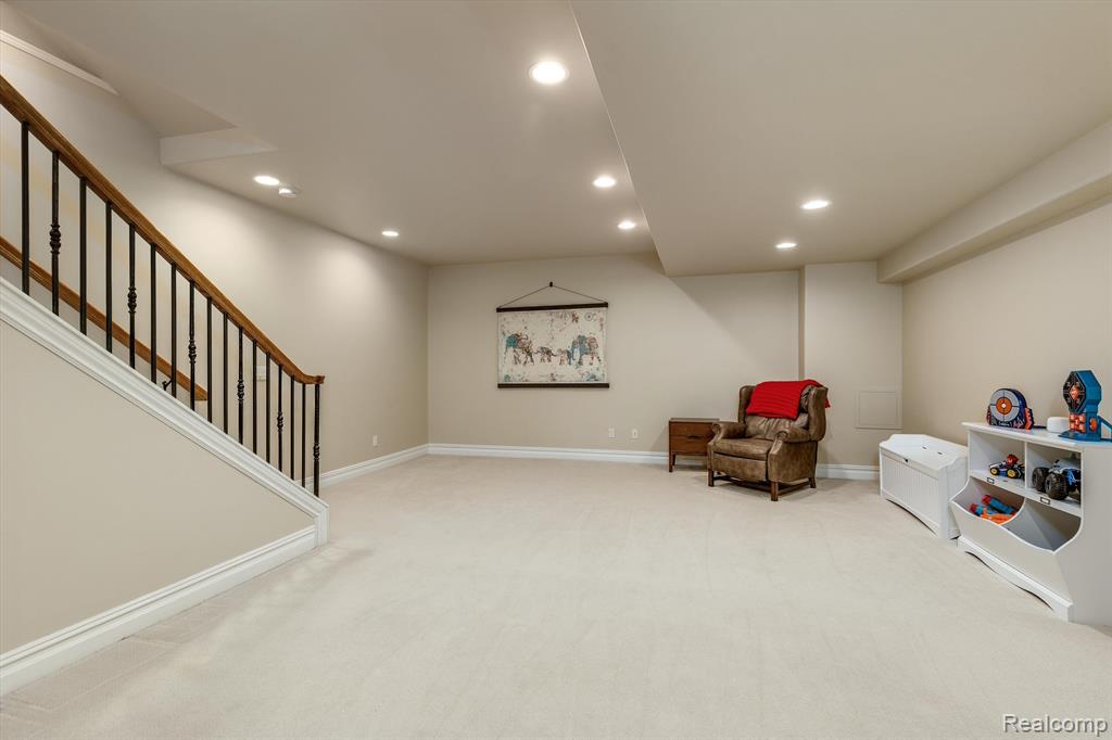 682 WALLACE Street, Birmingham, MI 48009 — Photo 46
