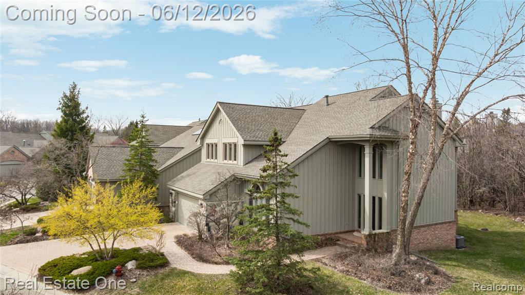 7026 Daventry Woods Drive, West Bloomfield, MI — Photo 56