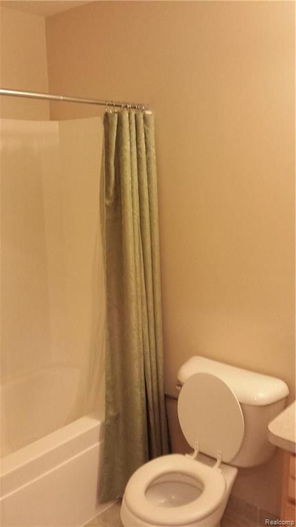 28339 Carlton Way Drive, 33, Novi, MI 48377 — Photo 17