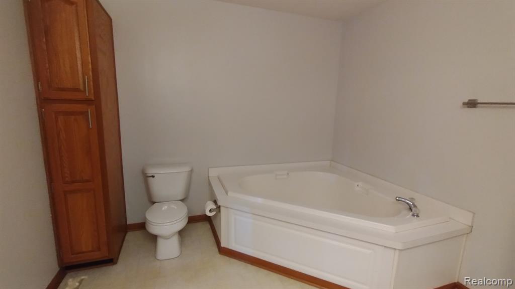 605 NADEAU Road, Monroe, MI 48162 — Photo 26