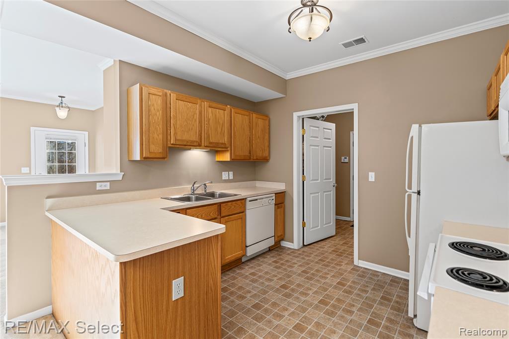 753 Eagle Drive, Fenton, MI 48430 — Photo 20