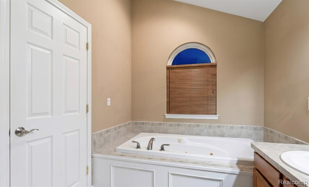 2250 Kildare Drive, Davison, MI 48423 — Photo 29