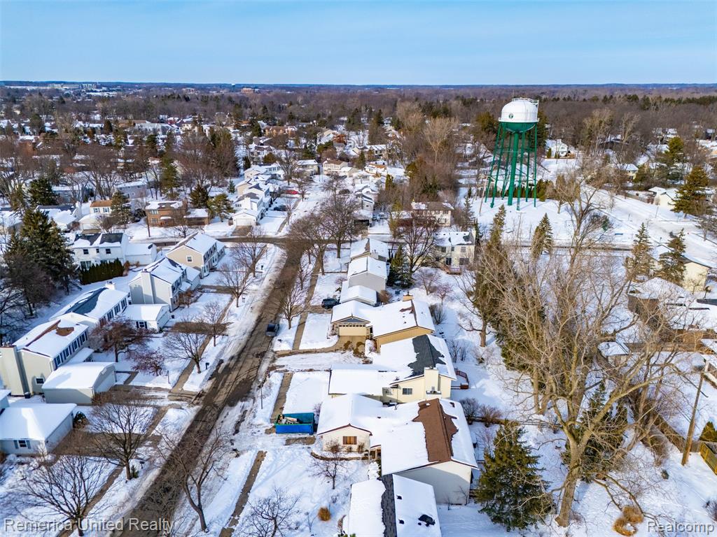 968 Touraine Avenue, East Lansing, MI 48823 — Photo 49