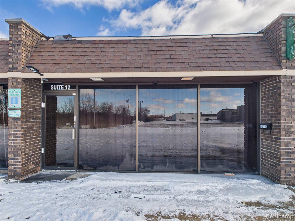 4067 E Court Street, Burton, MI 48509 — Photo 17