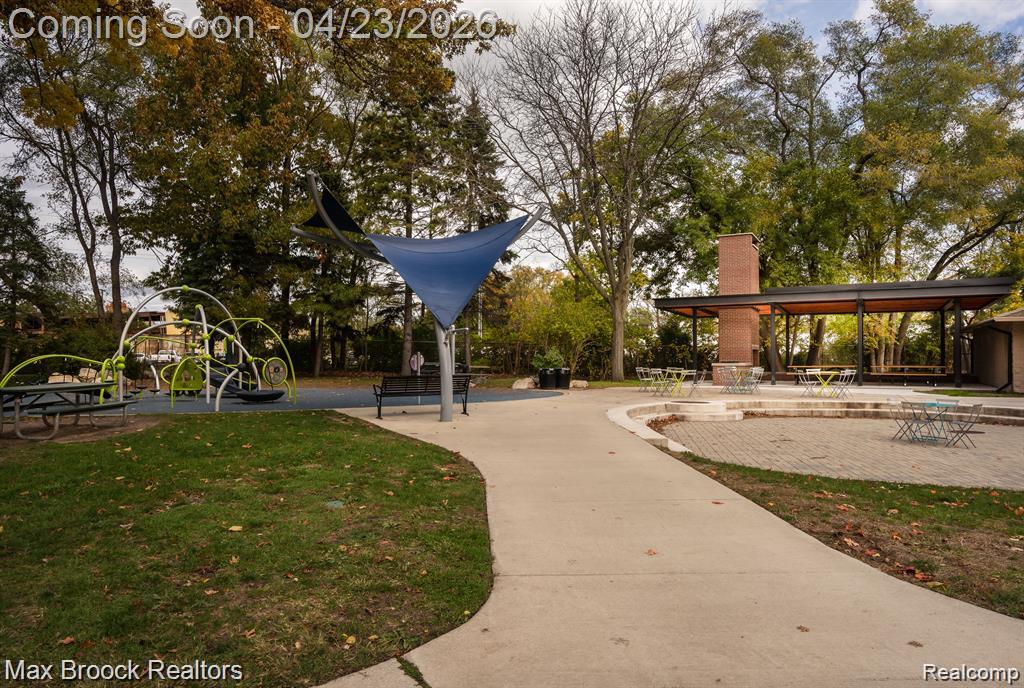 73 Amherst Road, Pleasant Ridge, MI — Photo 48