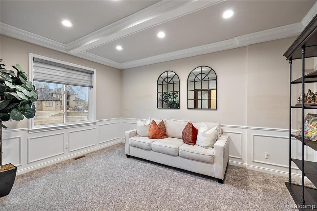 3973 LISA MARIE Drive, Sterling Heights, MI 48314 — Photo 8