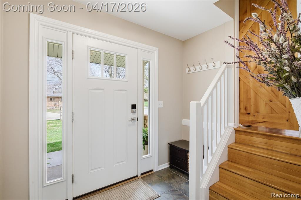 3389 Shawnee Lane, Waterford, MI 48329 — Photo 9
