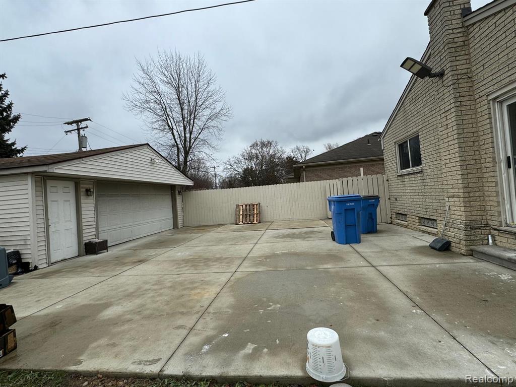 7176 N Gulley Road, Dearborn Heights, MI 48127 — Photo 30