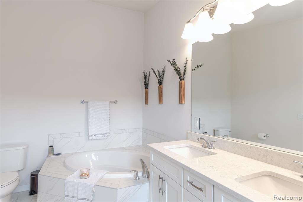 2963 Aughton Road, Ann Arbor, MI 48105 — Photo 35