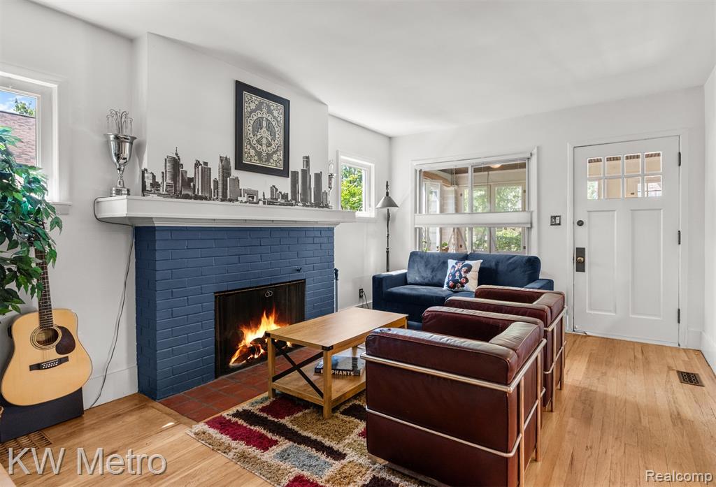 924 E 2nd Street, Royal Oak, MI 48067 — Photo 7