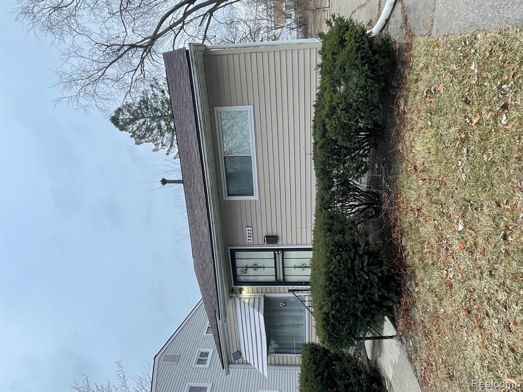 7822 Forrer Street, Detroit, MI 48228 — Photo 2