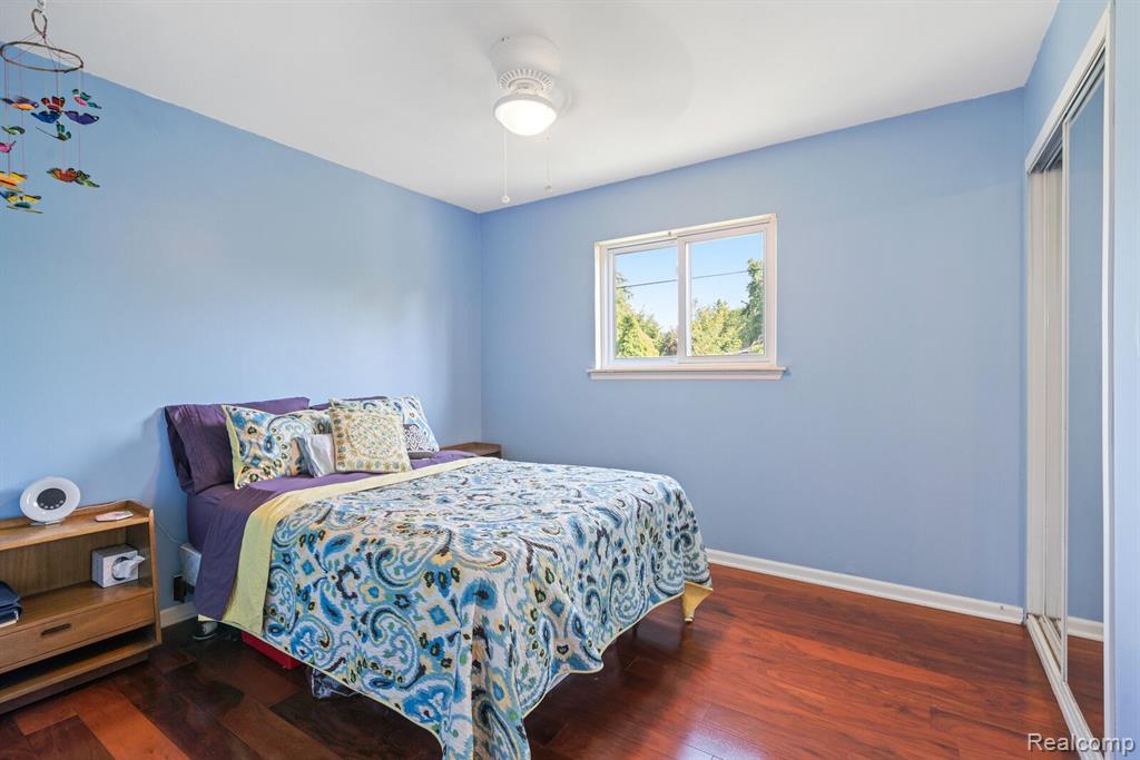 42204 MCBRIDE Avenue, Van Buren, MI 48111 — Photo 18