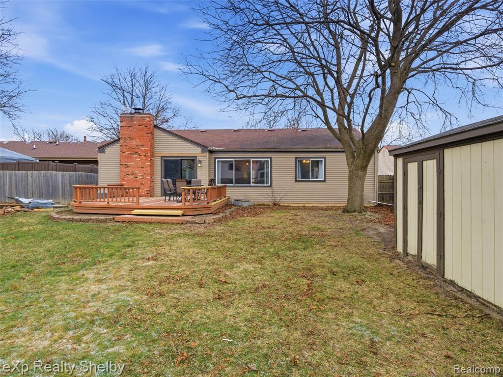 41670 Amberly Drive, Clinton Twp, MI 48038 — Photo 37