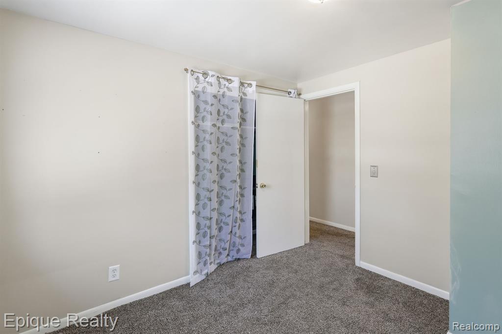 4448 Greenwood Drive, Okemos, MI 48864 — Photo 20