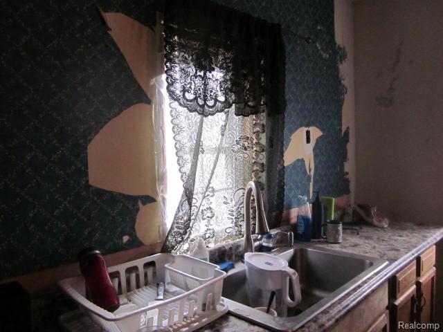 907 Wayne Street, Jackson, MI 49202 — Photo 12