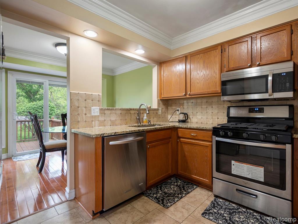 7323 S KINGSTON, Westland, MI — Photo 10