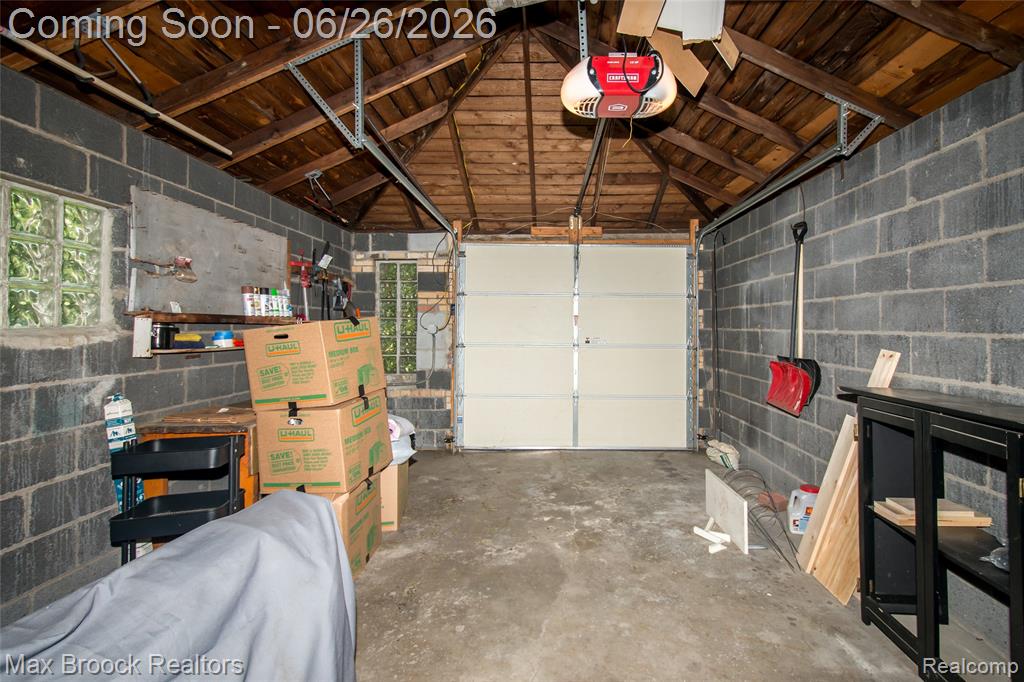 3250 E Outer Drive, Detroit, MI 48234 — Photo 36