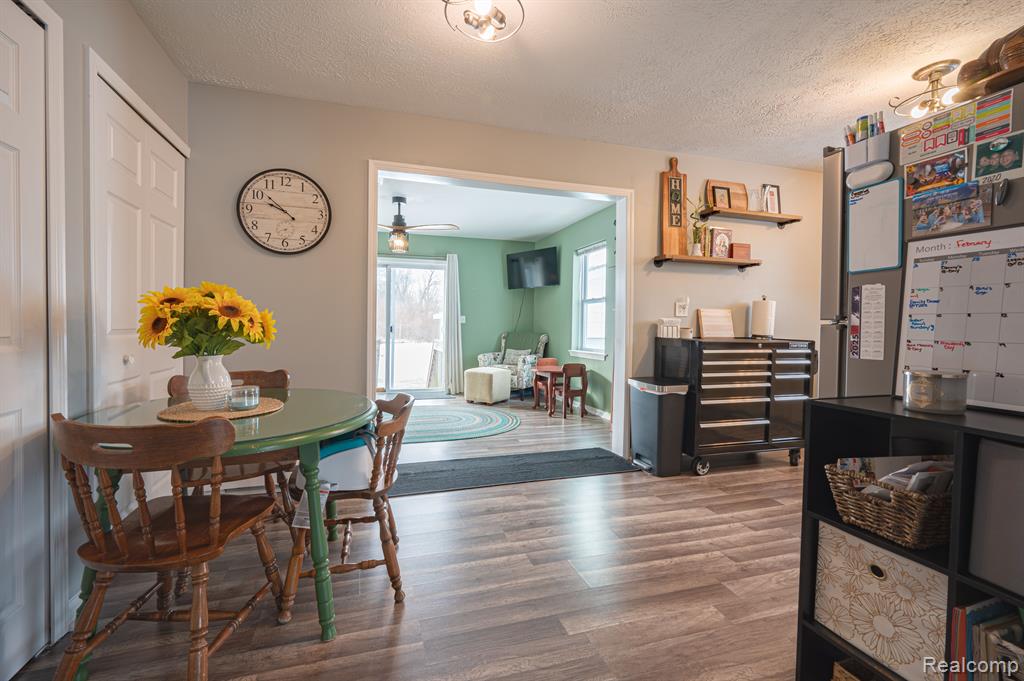 7577 CROFOOT Road, Fowlerville, MI 48836 — Photo 4