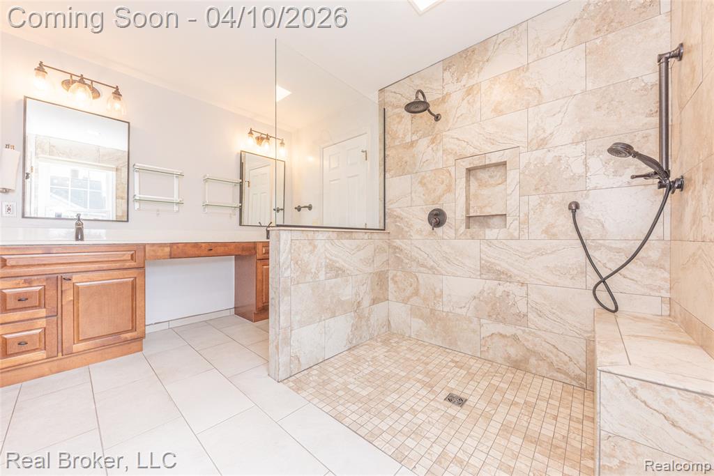 39836 Eagle Trace Drive, Northville, MI 48168 — Photo 23