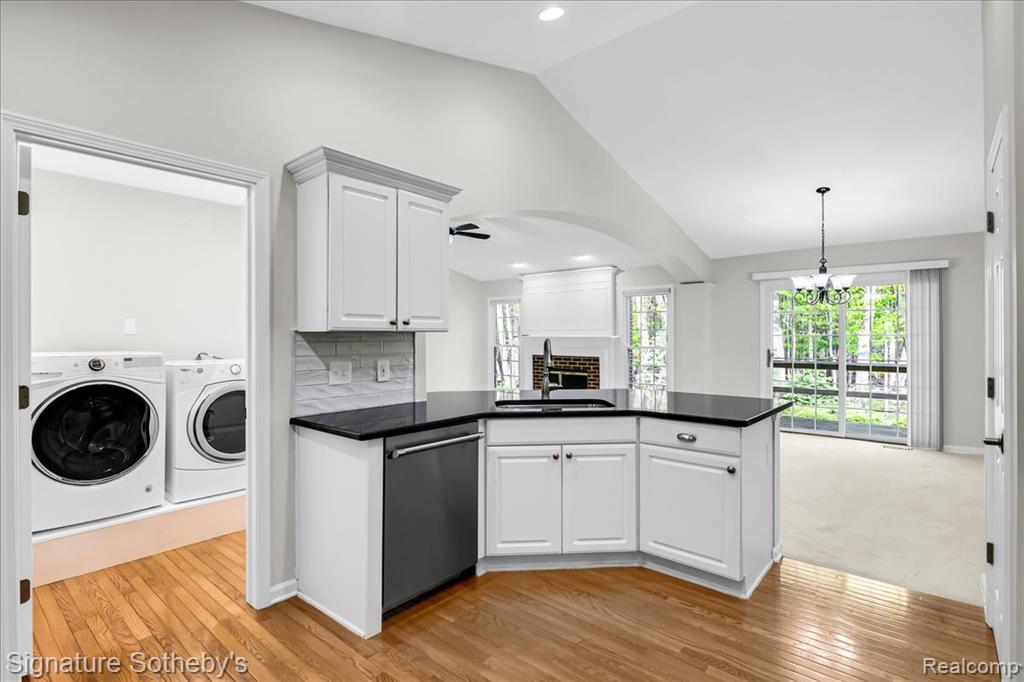 2668 Aubrey Drive, Lake Orion, MI — Photo 4