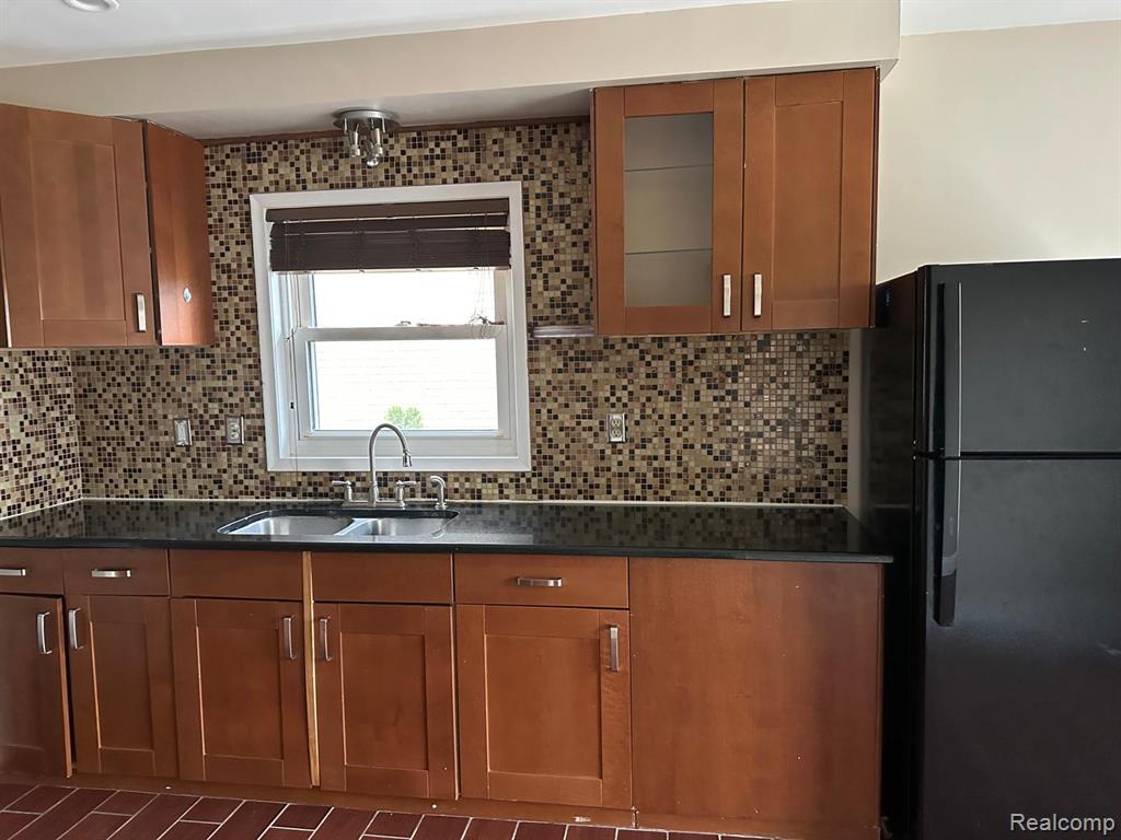 5685 Hubbell Street, Dearborn Heights, MI 48127 — Photo 5