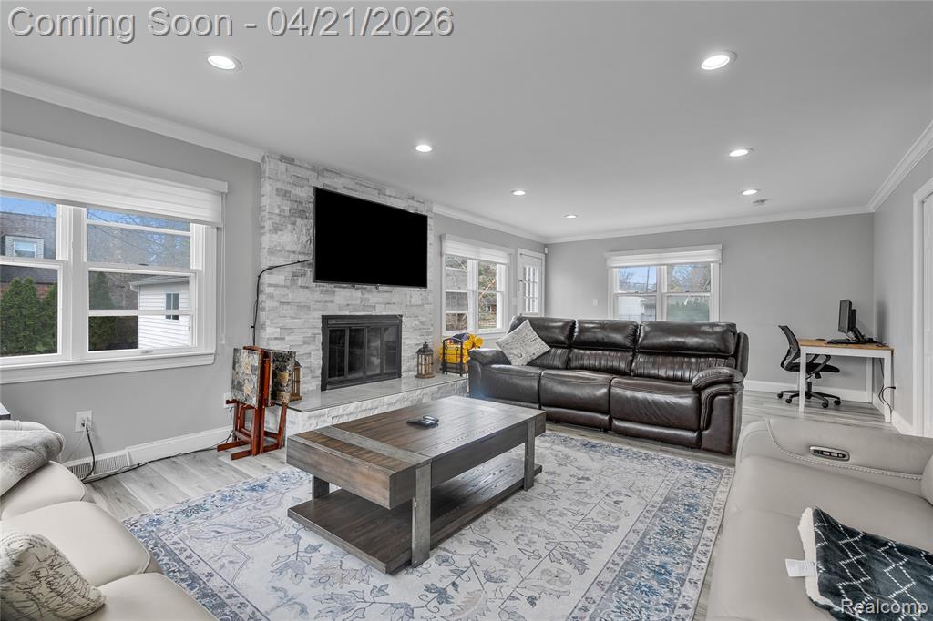 611 Highview Street, Dearborn, MI 48128 — Photo 18