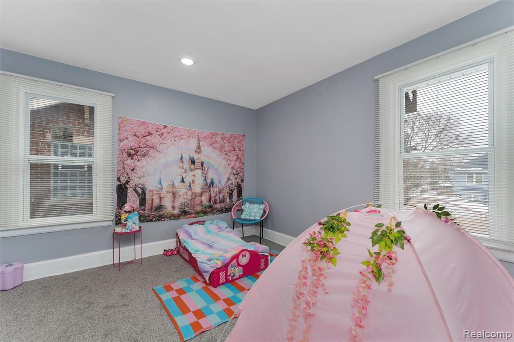 4411 Iroquois Street, Detroit, MI 48214 — Photo 22