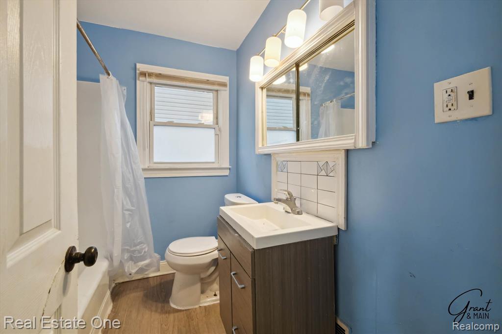 19439 W Chicago Street, Detroit, MI 48228 — Photo 21