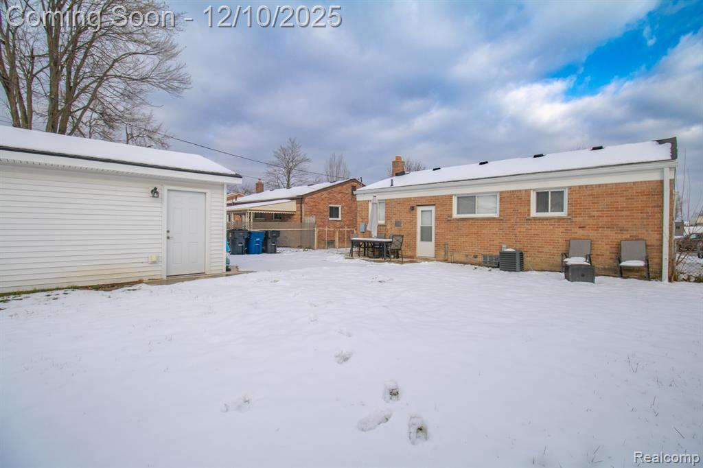 8225 N Hubbard Street, Westland, MI — Photo 36