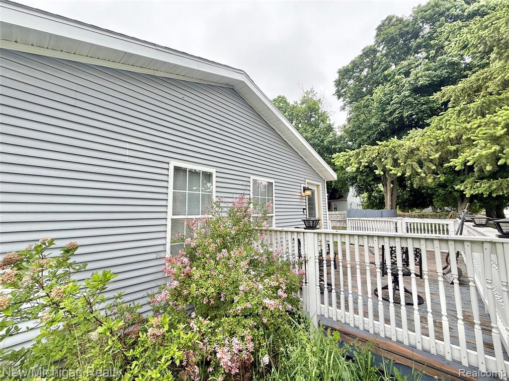 2245 Webber Avenue, Burton, MI 48529 — Photo 5