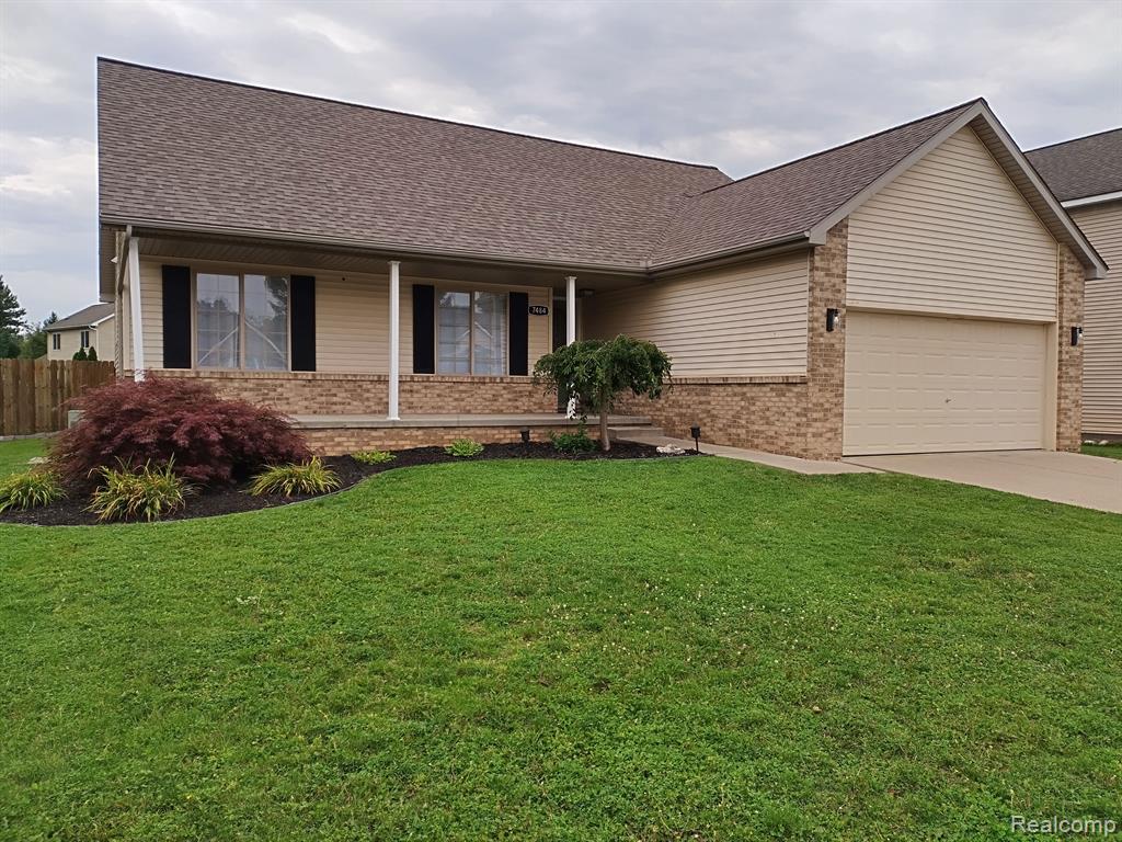 7484 WALNUT Drive, Goodrich Vlg, MI — Photo 2
