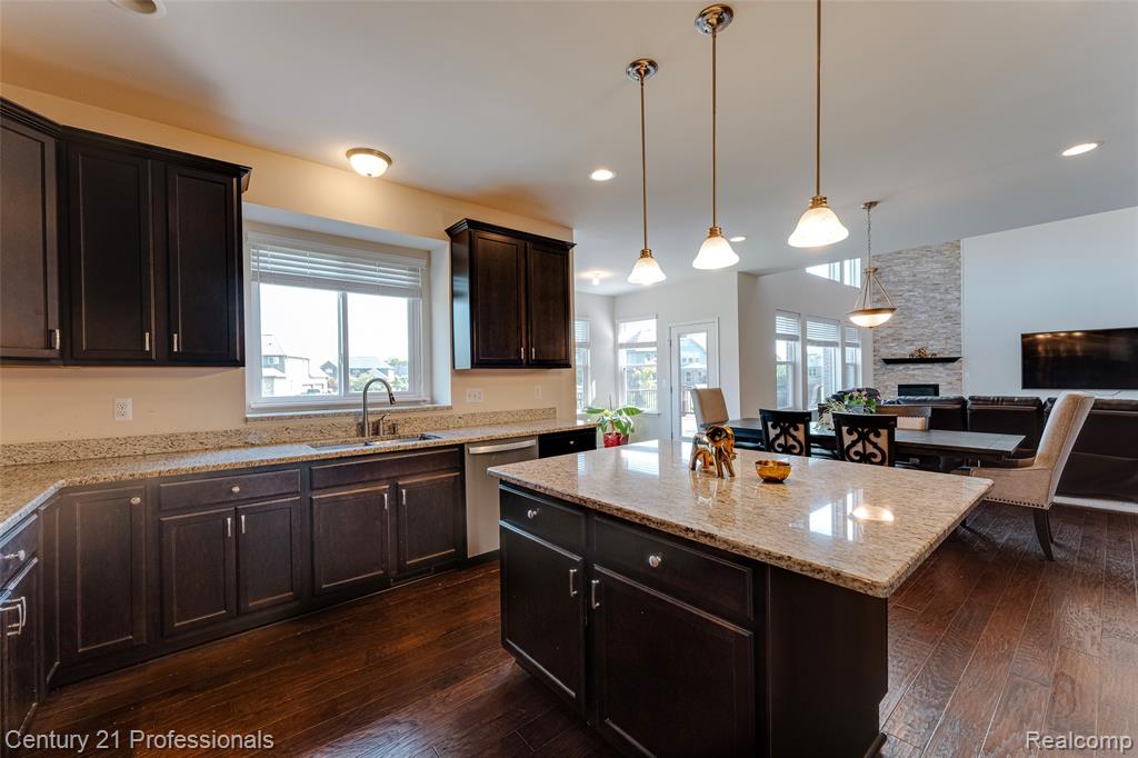 6776 Portsman Court, Canton, MI 48187 — Photo 55