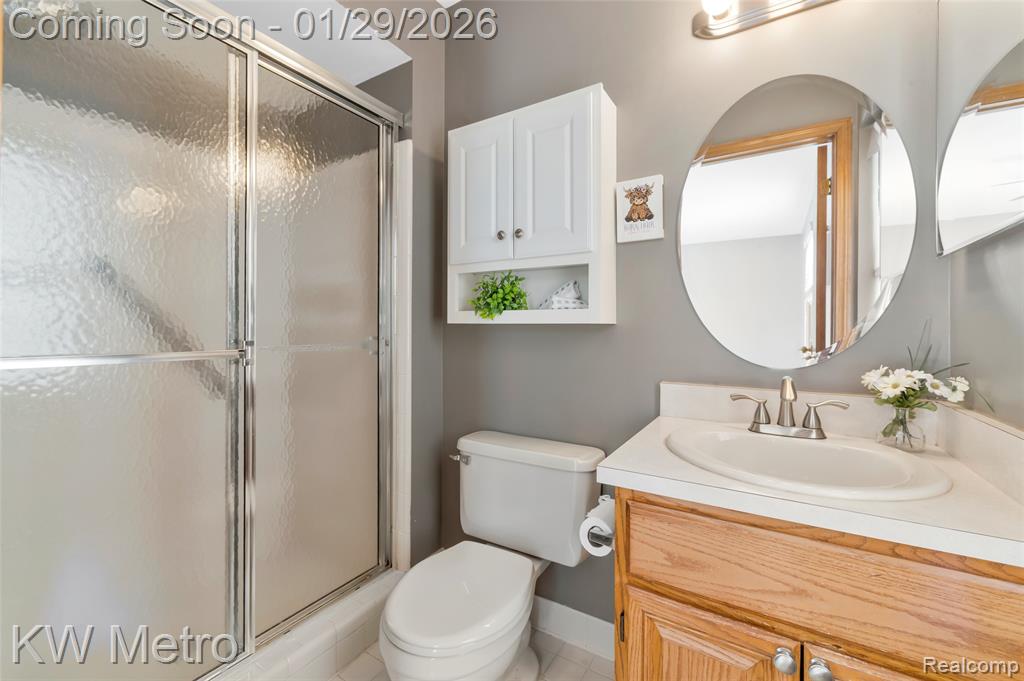 49321 Glasco Court, Utica, MI 48315 — Photo 17