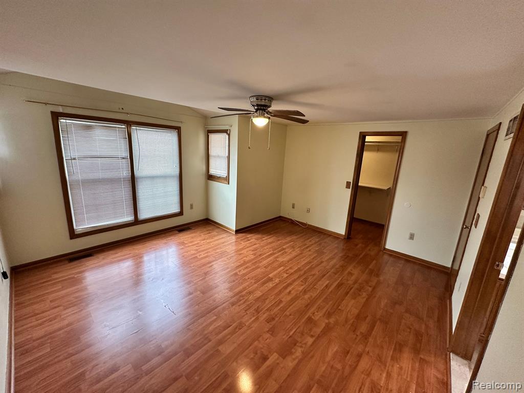 577 LEXINGTON Drive, Rochester Hills, MI 48307 — Photo 20