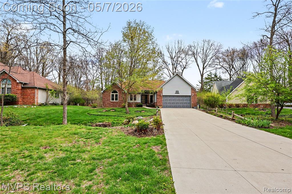 936 Wildbrook Lane, Lake Orion, MI 48362 — Photo 2