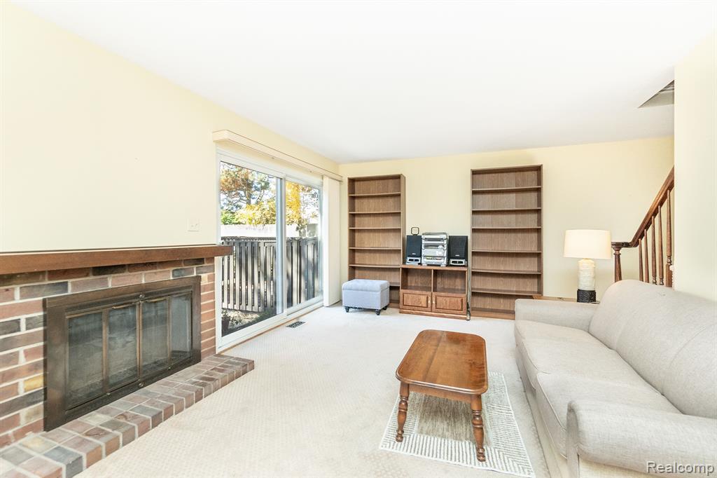 1814 WICKHAM Street, Royal Oak, MI 48073 — Photo 18