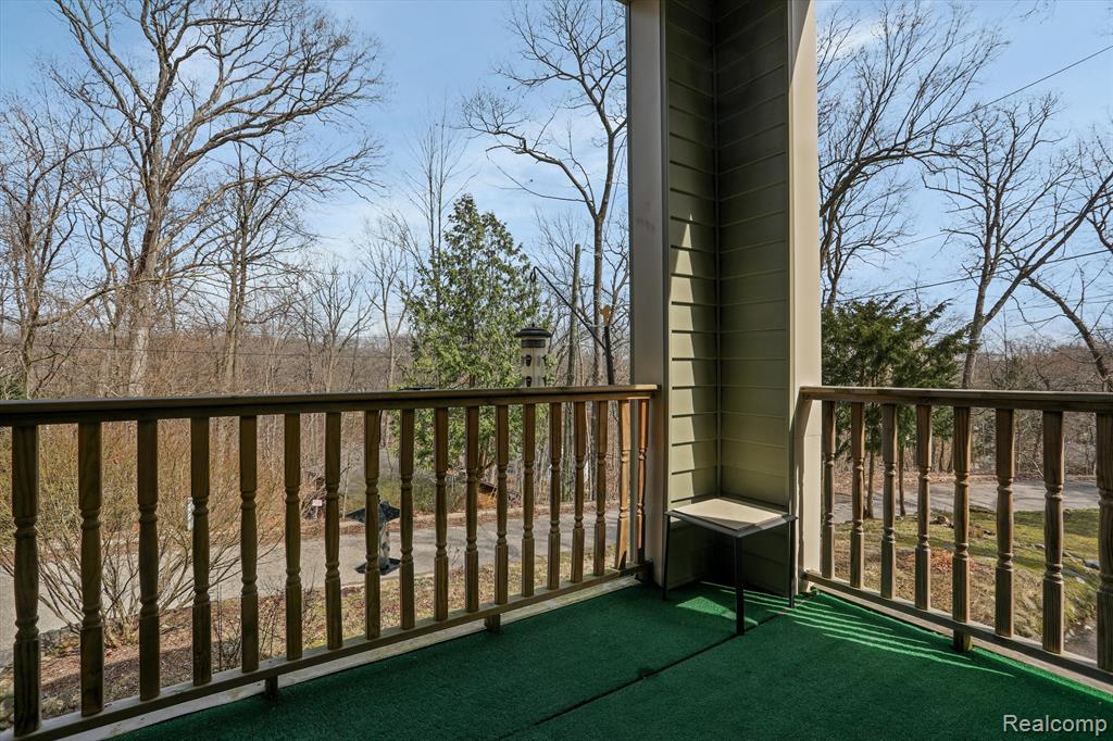 4985 MOHAWK Avenue, Clarkston, MI 48348 — Photo 16