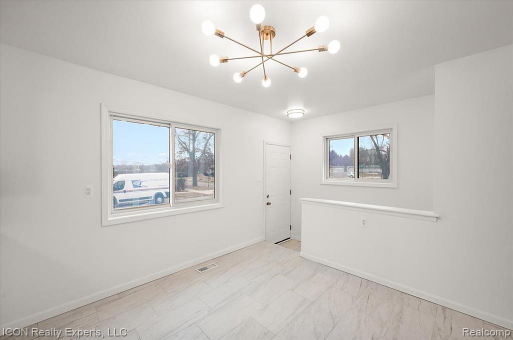 8104 Cloverdale Avenue, Ferndale, MI 48220 — Photo 16