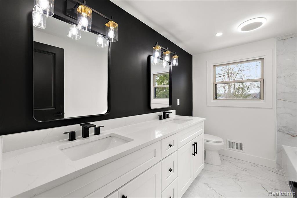 61561 N RIDGE Trail, Washington, MI — Photo 46
