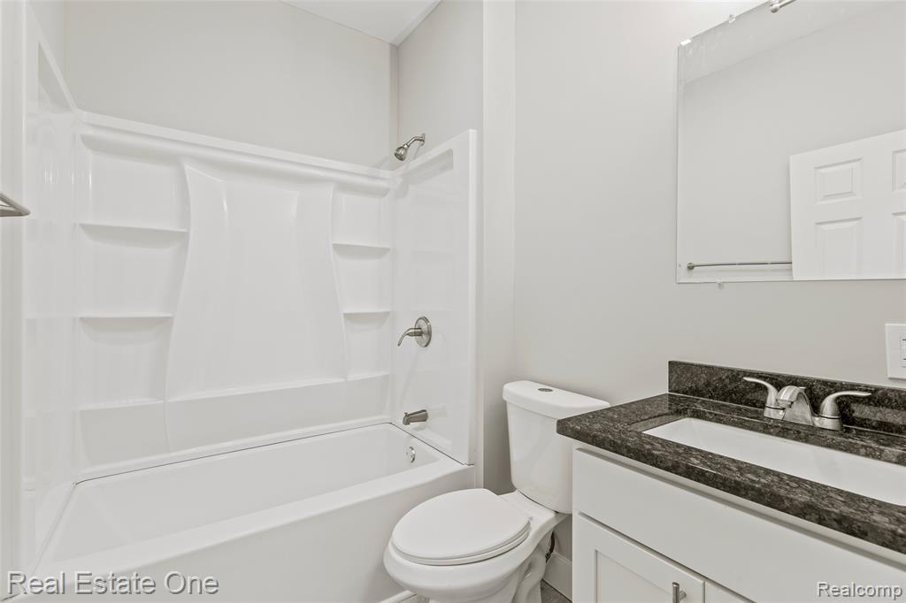 2282 Belvidere Street, Detroit, MI 48214 — Photo 28