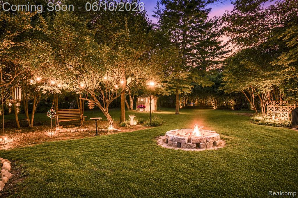 3887 Stonecrest Road, West Bloomfield, MI — Photo 12