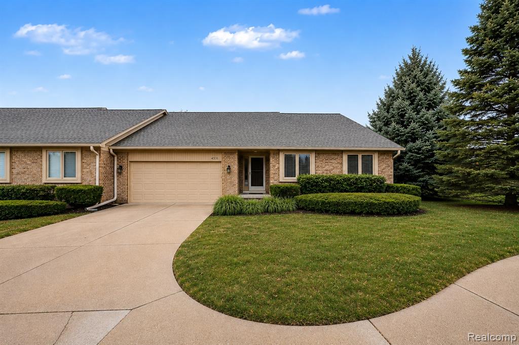 4337 Elaine Court, Utica, MI 48316