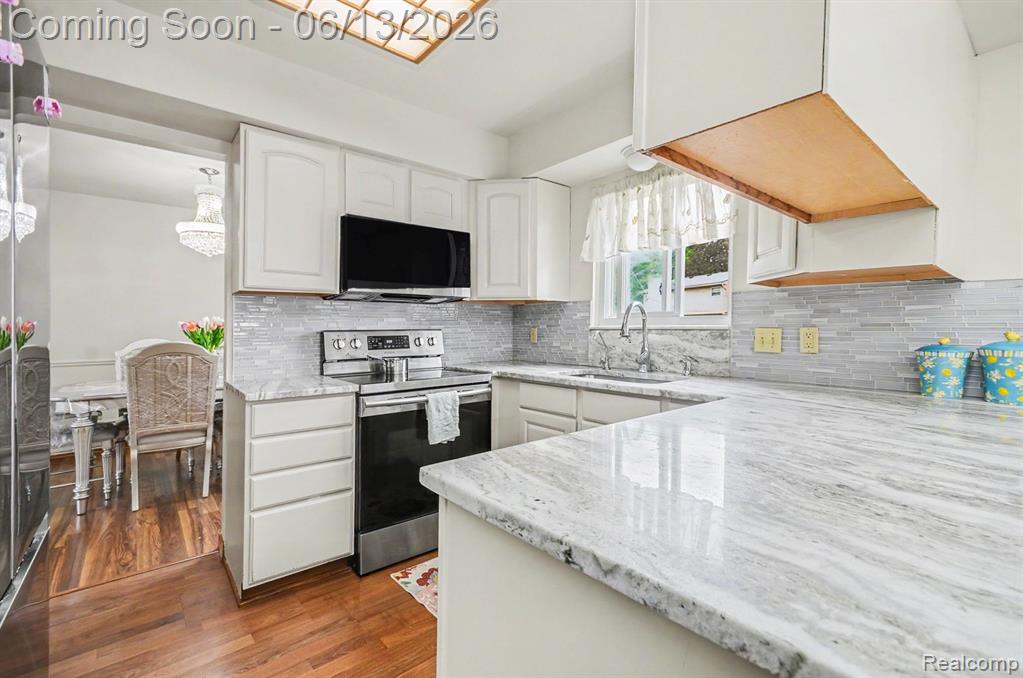 6653 Flintlock Ridge, Utica, MI 48317 — Photo 9