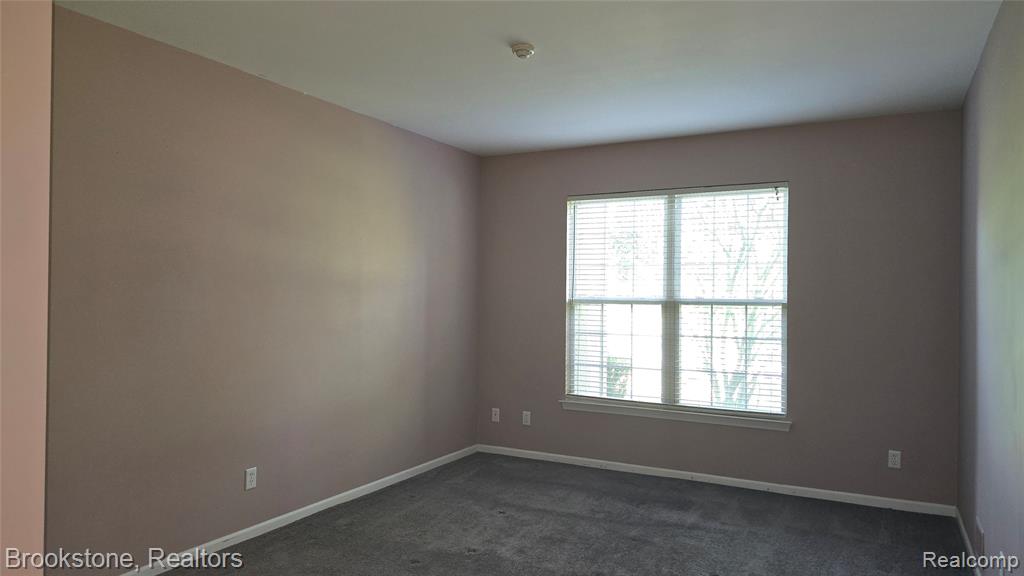 1976 Pinecroft Drive, 194, Canton, MI 48188 — Photo 16