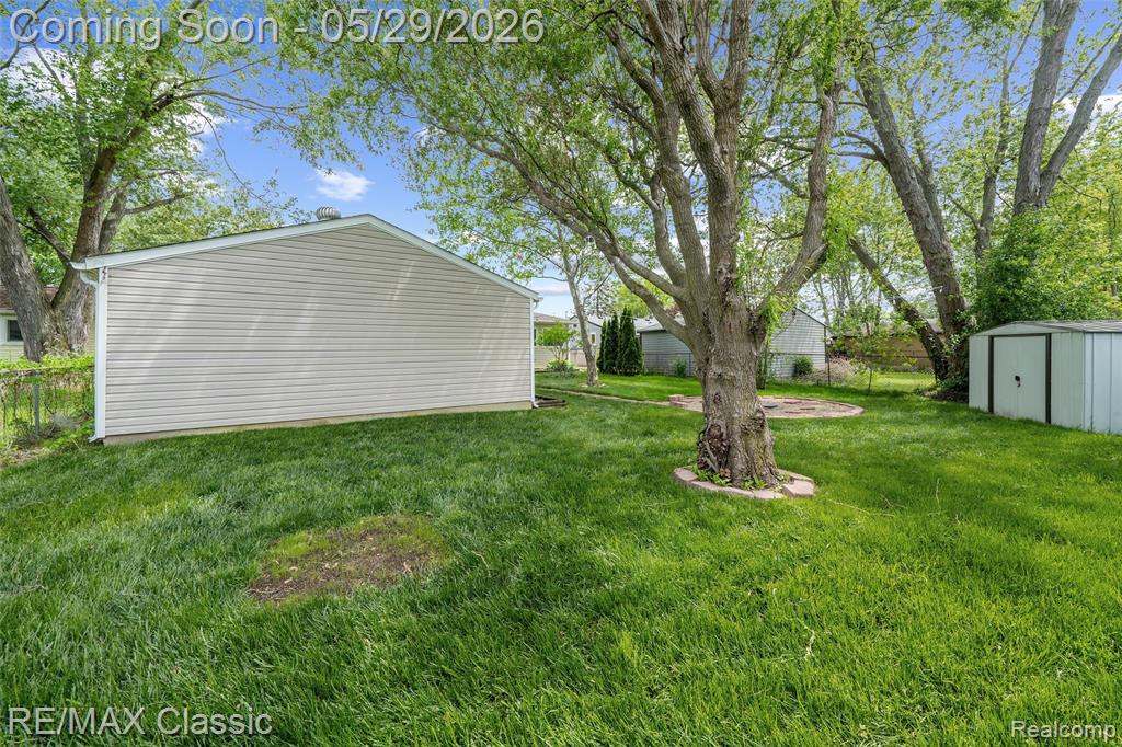 15586 Oakbrook Street, Romulus, MI 48174 — Photo 46