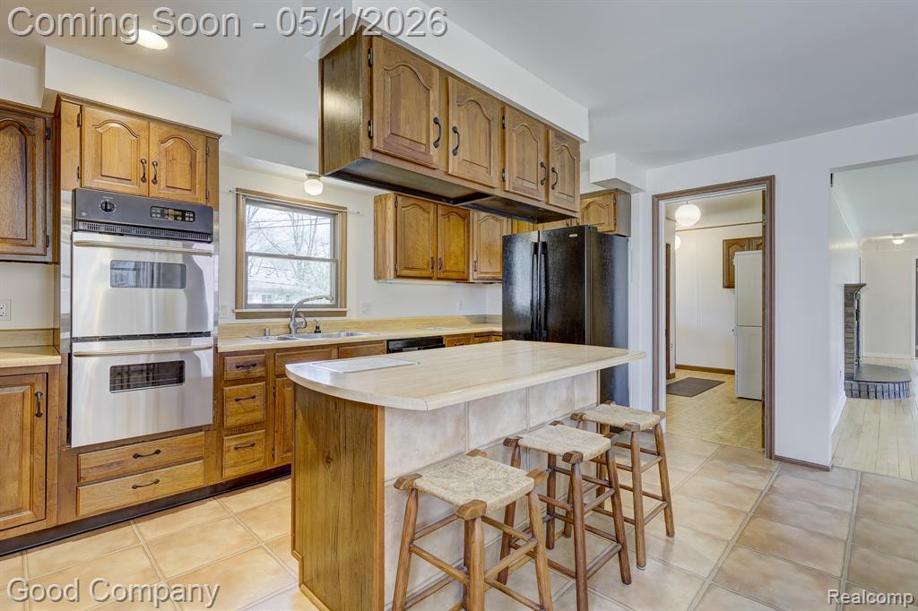 575 S Briarvale Drive, Auburn Hills, MI 48326 — Photo 16