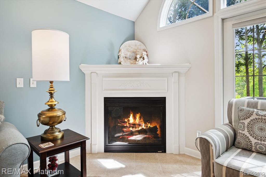 8257 Abalone Way, Pinckney, MI 48169 — Photo 16