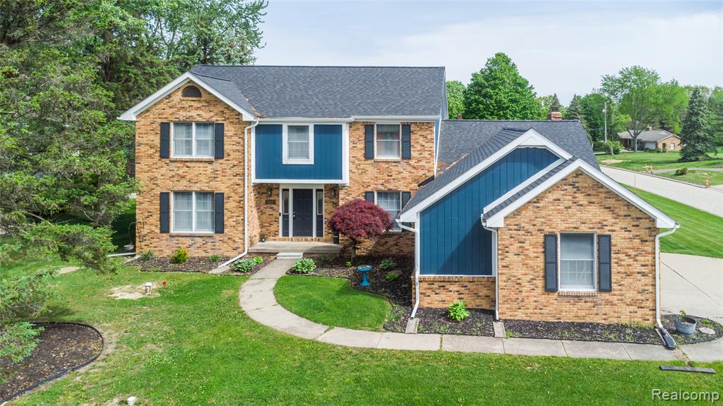 9359 Lochmoor Drive, Davison, MI 48423